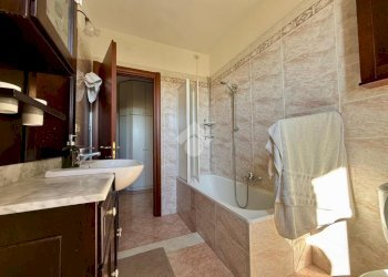 Quadrilocale Via Alta Vecchia, Sarzana - foto 10