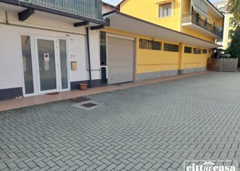 Magazzino Chivasso - foto 1