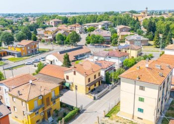 Casa indipendente Via XXV Aprile, Castelnovo di Sotto - foto 2