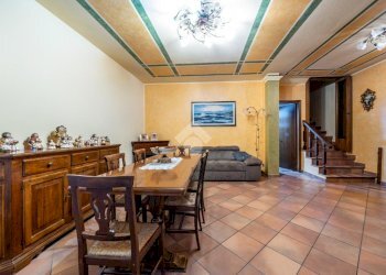 Casa indipendente Via XXV Aprile, Castelnovo di Sotto - foto 13