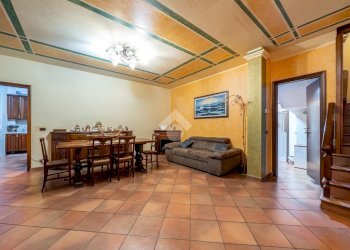 Casa indipendente Via XXV Aprile, Castelnovo di Sotto - foto 14