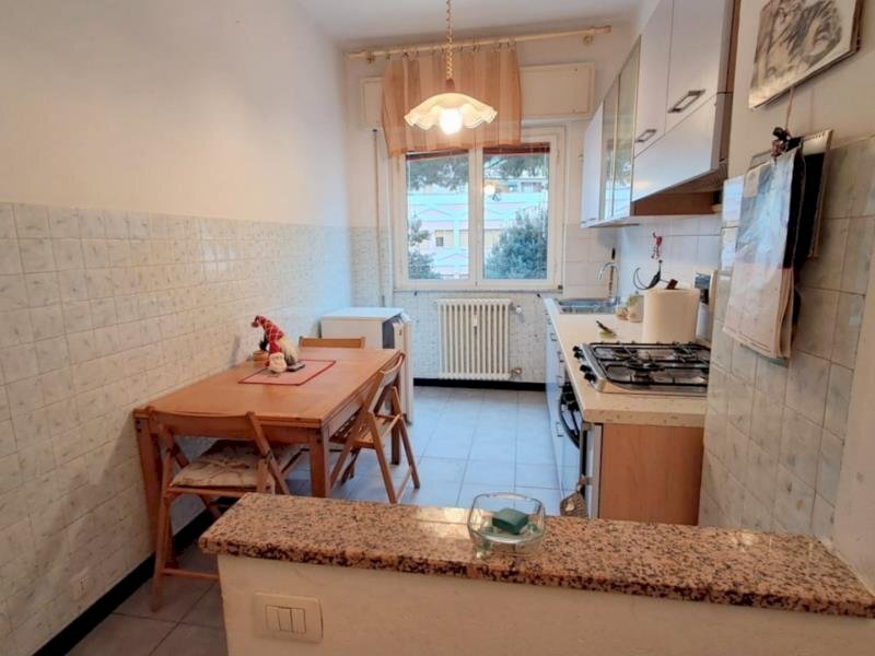 Trilocale Savona (zona La Rusca) - foto 1