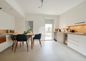 Apartment Via Zappata, Carignano - photo 4