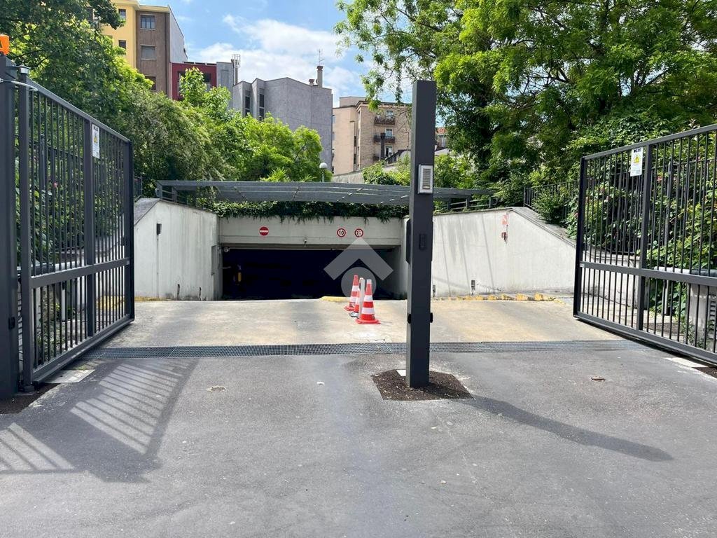 Box Via Giulio Romano, Milano - photo 2