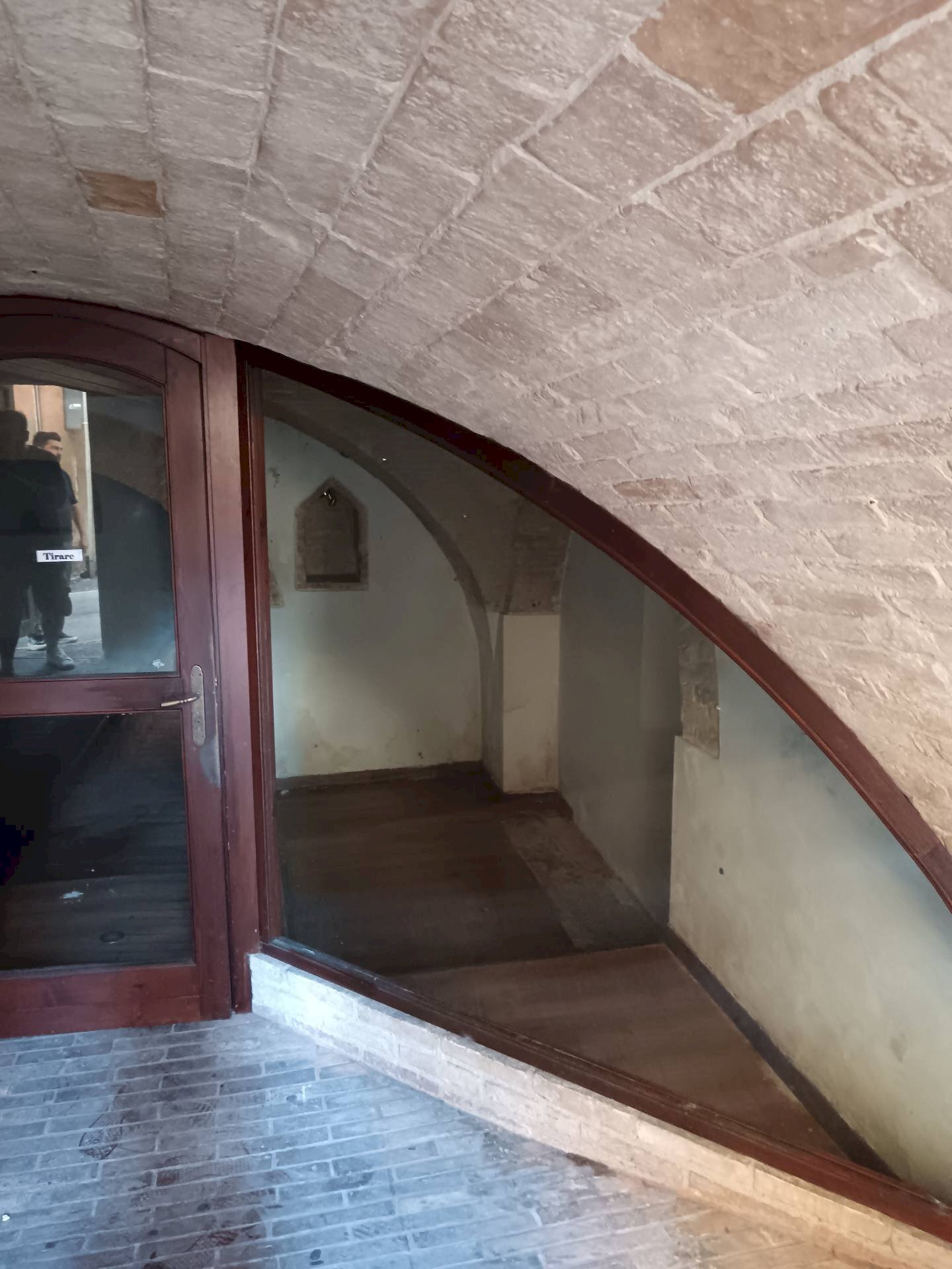 Foto 3 - Locale Commerciale via Smeraldo e Vincenzo Zecca
 
16, Chieti - foto 3