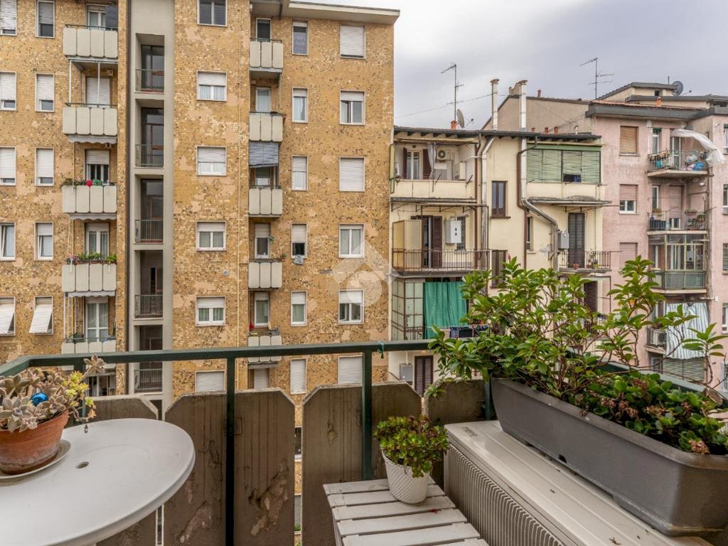 Three-room apartment Via degli Imbriani, Milano (neighborhood Bovisa) - photo 1