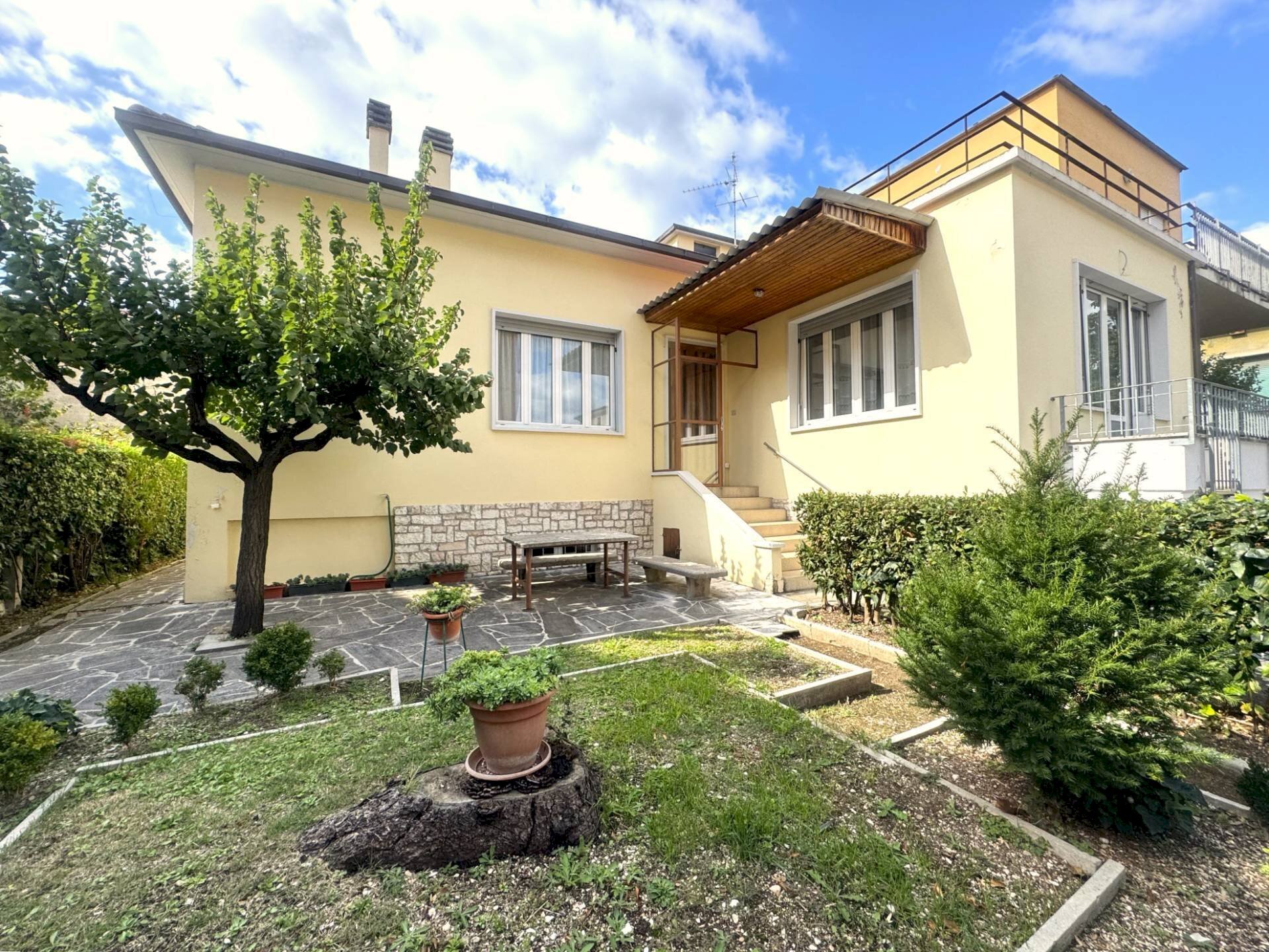 Foto 2 - Casa semi indipendente VIA MONTI, Fabriano - foto 2