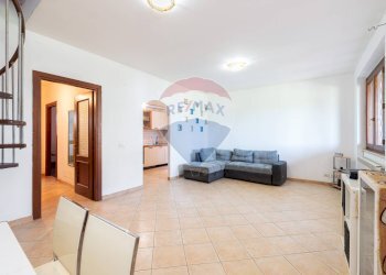 Soggiorno - Terraced Villa via la forcella
 
18, Riano - photo 4