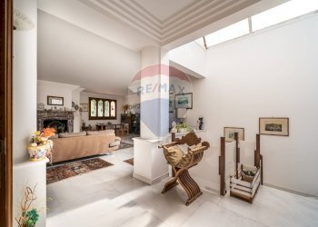 INGRESSO PRINCIPALE - Villa Via Tommaso Natale
 
93/E, Palermo - foto 16