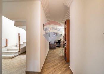 Hall / corridoio - Villa Via Tommaso Natale
 
93/E, Palermo - foto 19