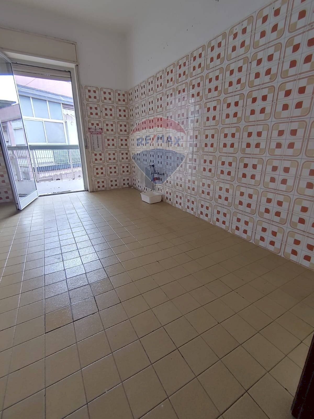 Stanza vuota - Three-room apartment Via Vittorio Emanuele III
 
424, Paterno - photo 3