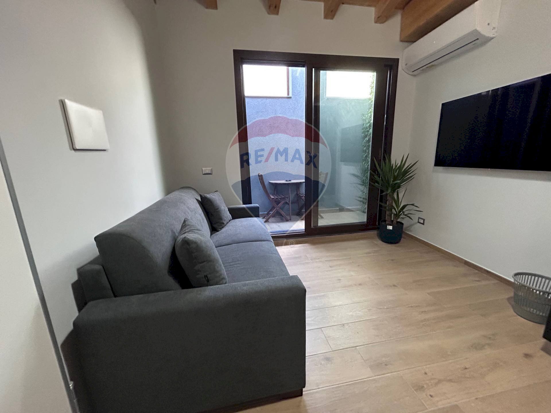 Soggiorno - Bilocale Via Recupero
 
76, Catania - foto 3