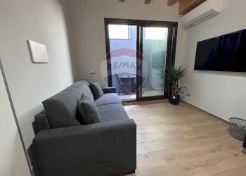 Soggiorno - Bilocale Via Recupero
 
76, Catania - foto 3