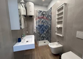 Bagno - Bilocale Via Recupero
 
76, Catania - foto 9