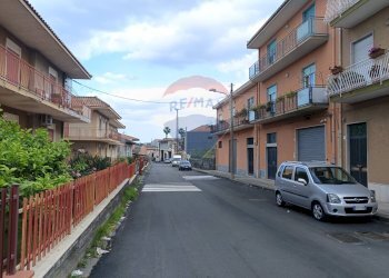 Edificio all\'aperto - Bilocale Strada 37 Santa Maria La Strada Quartiere
 
snc, Giarre - foto 13