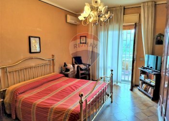 Camera / camera da letto - Quadrilocale VIA MARIANI
 
44, Catania - foto 5