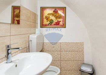 Bagno - Bilocale Via Plebiscito
 
67, Catania - foto 17