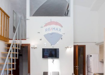 Scale - Bilocale Via Plebiscito
 
67, Catania - foto 19