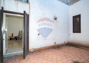 Terrazza - Negozio via circumvallazione
 
503, Paterno - foto 3