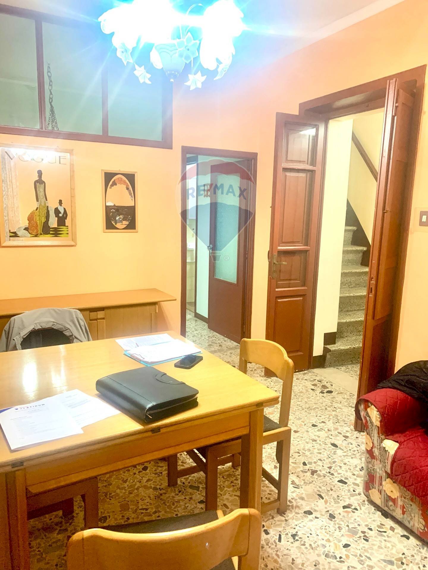 Sala da pranzo - Casa indipendente Via Ciro Menotti
 
4, Francavilla di Sicilia - foto 1