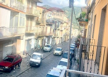 Balcone - Casa indipendente Via Ciro Menotti
 
4, Francavilla di Sicilia - foto 9