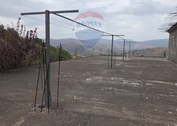 Edificio all\'aperto - Villa via vincenzo bellini
 
7, Bronte - foto 5