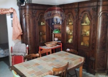 Sala da pranzo - Villa via baia dorica
 
23, Vittoria - foto 35
