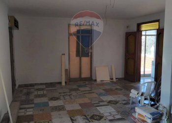 Stanza vuota - Villa via baia dorica
 
23, Vittoria - foto 45