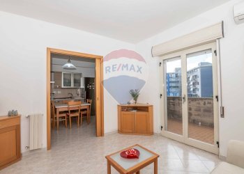 Soggiorno - Appartamento Via Tenente Cataldo
 
36, Caltagirone - foto 19