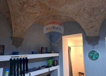 Hall / corridoio - Commercial Premises Corso Mazzini
22, Figline e Incisa Valdarno - photo 13