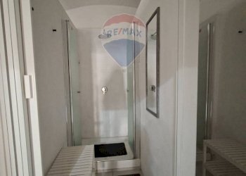 Hall / corridoio - Commercial Premises Corso Mazzini
22, Figline e Incisa Valdarno - photo 15