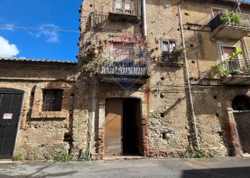 Casa all\'aperto - Trilocale Via duca degli Abruzz
 
39, San Marco Argentano - foto 3