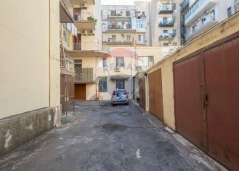 Edificio all\'aperto - Locale Commerciale VIA UGHETTI
 
70, Catania - foto 4