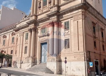 Edificio all\'aperto - Trilocale Via Mario Rapisardi
 
54, Ragusa - foto 7