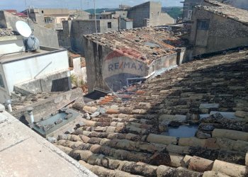 Edificio all\'aperto - Trilocale Via Mario Rapisardi
 
54, Ragusa - foto 42