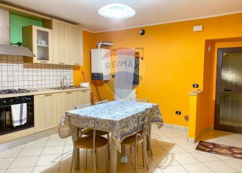 Foto 15 - Independent house Via Borgo
 
21, Rocchetta a Volturno - photo 15