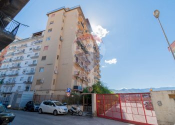 Edificio all\'aperto - Attico Via Attilio Barbera
 
14, Palermo - foto 4