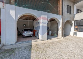 Edificio all\'aperto - Stable - Palace VIA SAN GIUSEPPE
 
32, Castelseprio - photo 37