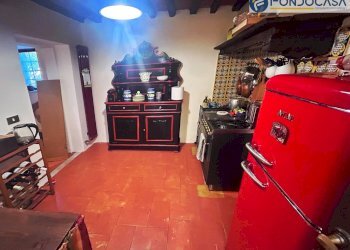 cucina - Casa semi indipendente via bertuccio, Seravezza - foto 13