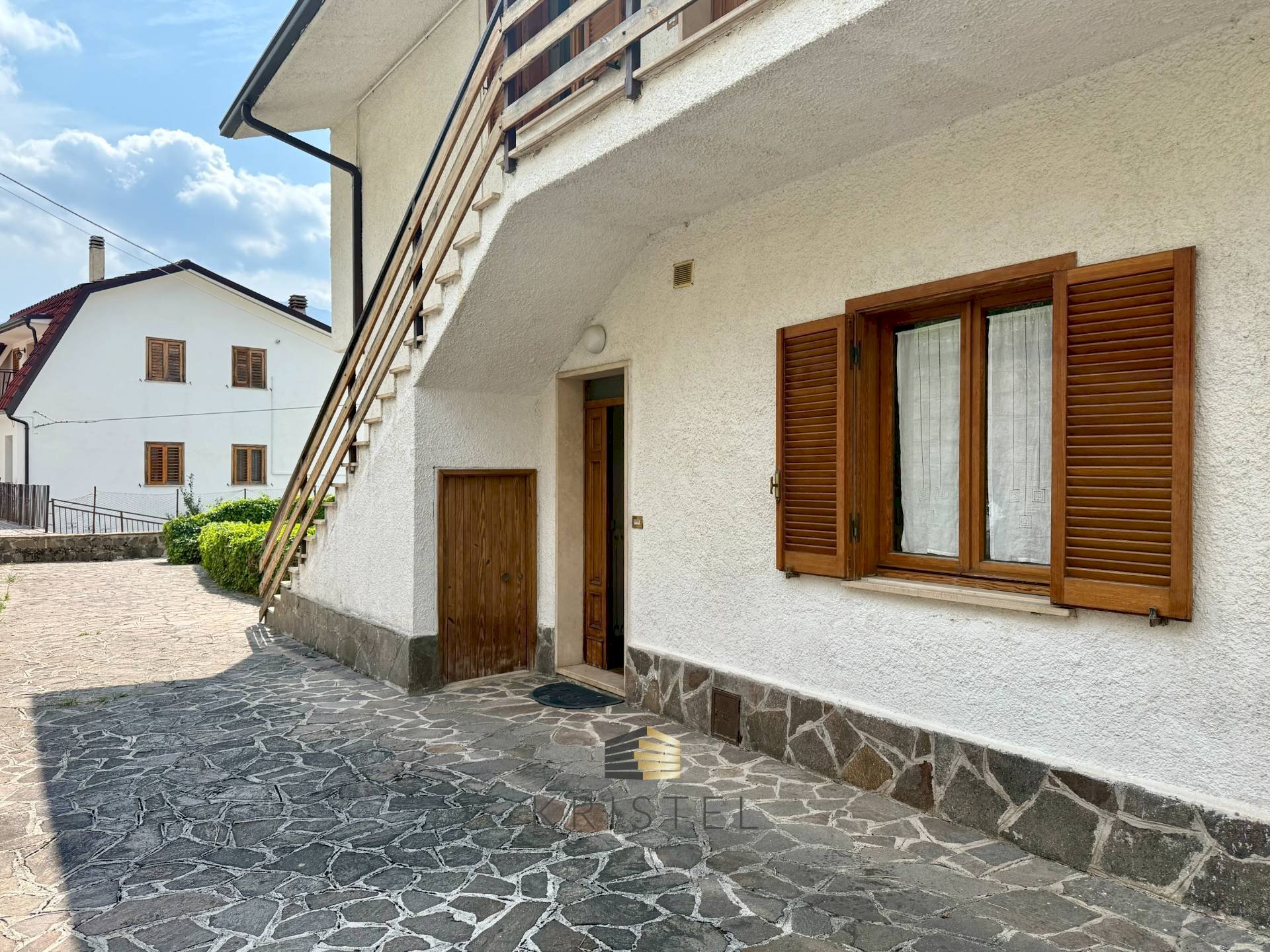 Foto 3 - Four-room apartment VIALE SULMONA
 
2, Campo di Giove - photo 3