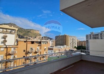 Balcone - Trilocale Aloisio Juvara
 
143, Palermo - foto 14