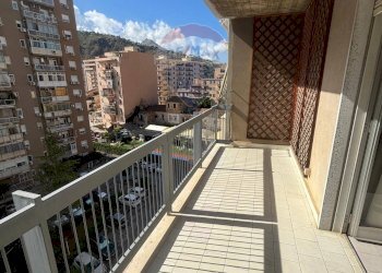 Balcone - Quadrilocale via domenico russo
 
16, Palermo - foto 8