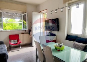 Sala da pranzo - Terraced Villa Castelletto Sopra Ticino - photo 8