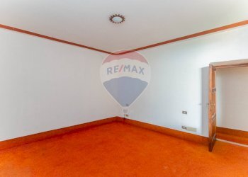 Stanza vuota - Quadrilocale via mentana
 
2, Besozzo - foto 52