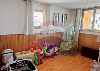 Camera / camera da letto - Independent house Bogogno - photo 34