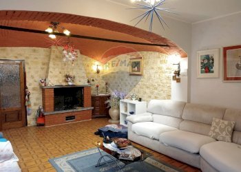 Soggiorno - Casa indipendente Pombia - foto 2