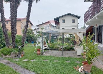 Giardino - Casa indipendente Pombia - foto 11