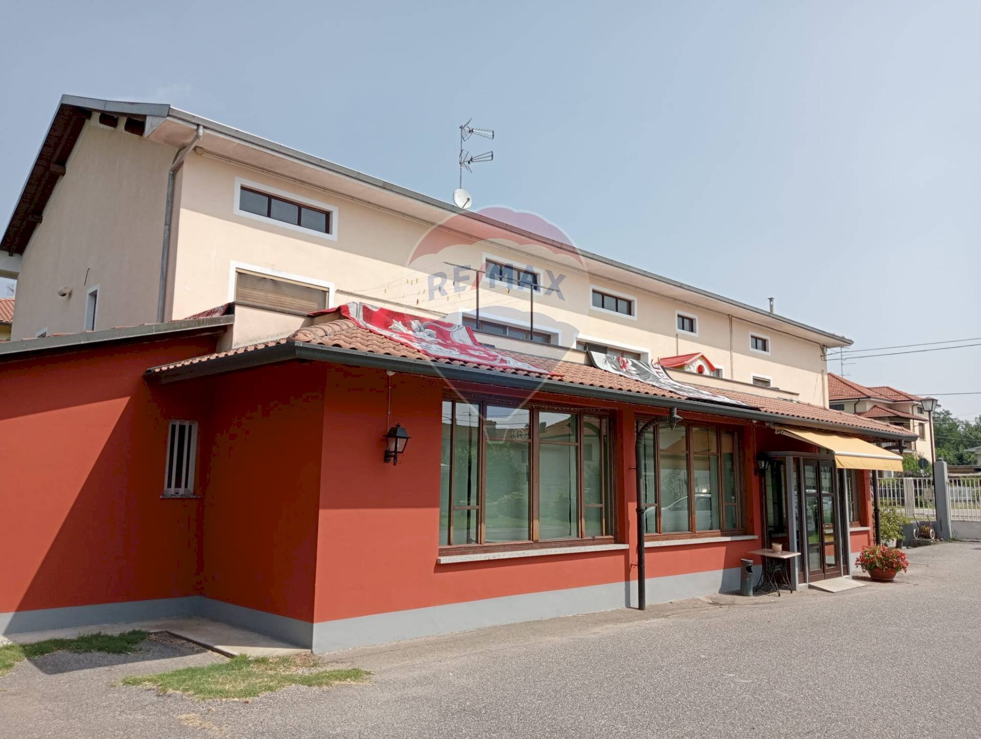 Casa all\'aperto - Locale Commerciale Fontaneto d'Agogna - foto 1