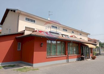 Casa all\'aperto - Locale Commerciale Fontaneto d'Agogna - foto 1