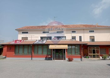 Casa all\'aperto - Locale Commerciale Fontaneto d'Agogna - foto 2